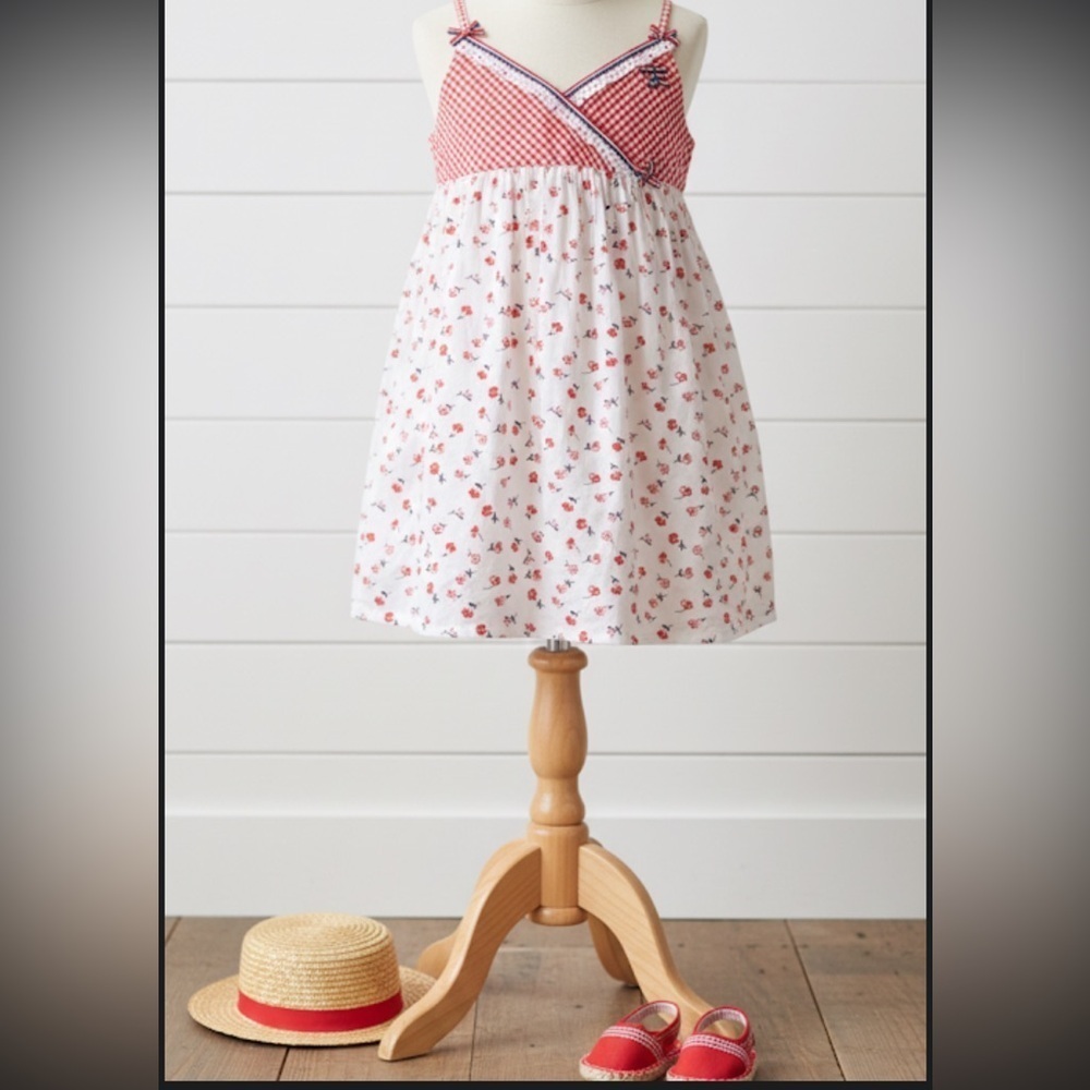 Cutest Oilily 🇺🇸 dress ❤️🤍💙 4-5